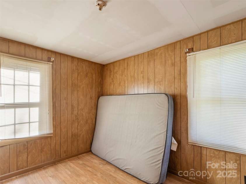 200 Church Road, Burnsville, NC 28714.  MLS# CAR4315278, YatesRealty ID 2408. 