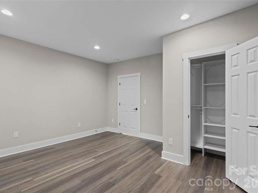 106 Dean Street, Gastonia, NC 28052.  MLS# CAR4384121, YatesRealty ID 24080. 