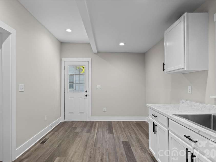 106 Dean Street, Gastonia, NC 28052.  MLS# CAR4384121, YatesRealty ID 24080. 