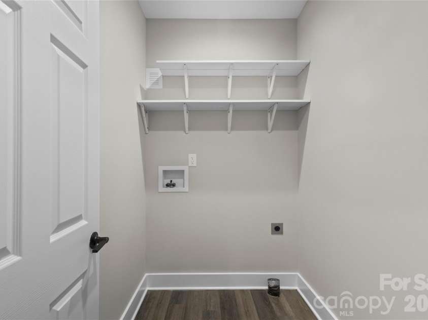 106 Dean Street, Gastonia, NC 28052.  MLS# CAR4384121, YatesRealty ID 24080. 