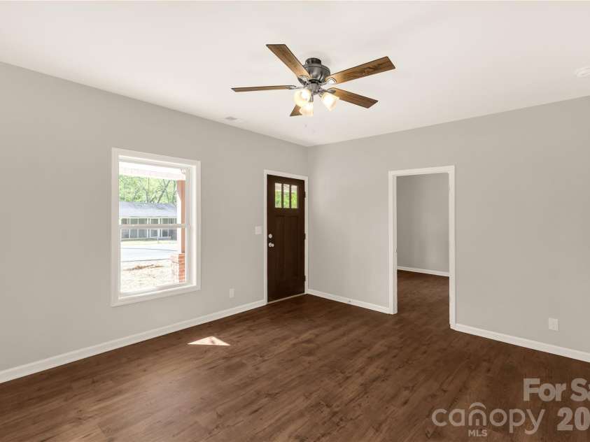 119 Washington Street, York, SC 29745.  MLS# CAR4384429, YatesRealty ID 24081. 