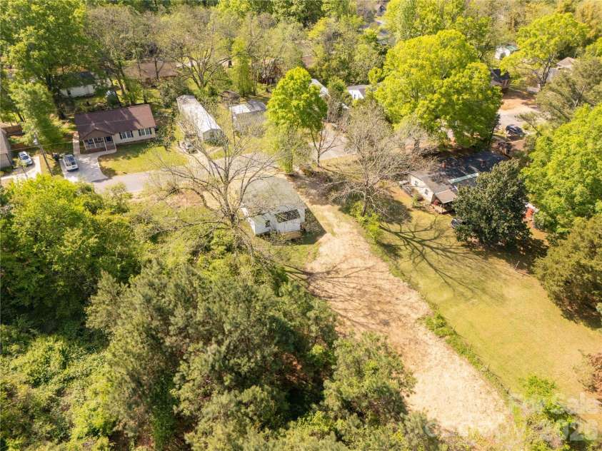 119 Washington Street, York, SC 29745.  MLS# CAR4384429, YatesRealty ID 24081. 
