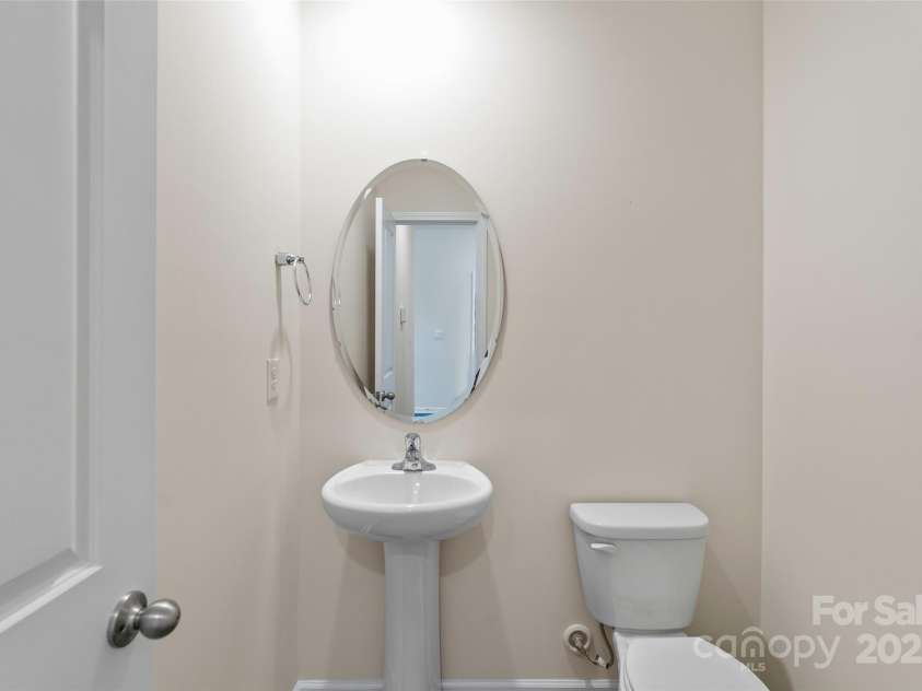 383 Ridgeview Lane, Mars Hill, NC 28754.  MLS# CAR4259279, YatesRealty ID 24081. 