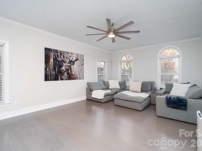 1617 Home Place, Matthews, NC 28105.  MLS# CAR4384540, YatesRealty ID 24083. Great Room