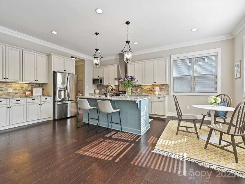 615 Welker Street, Charlotte, NC 28204.  MLS# CAR4293298, YatesRealty ID 24084. 