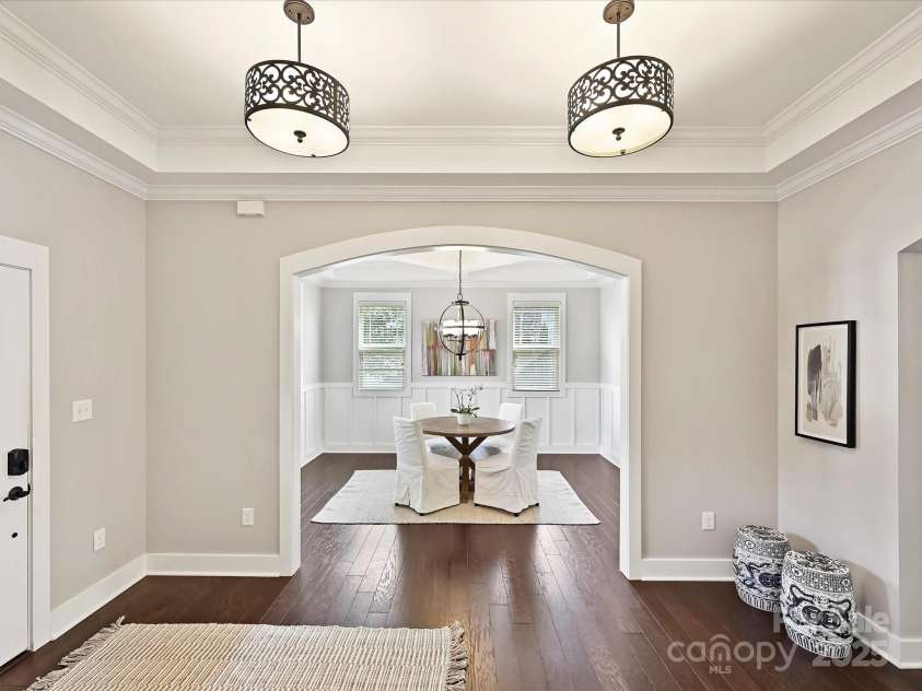 615 Welker Street, Charlotte, NC 28204.  MLS# CAR4293298, YatesRealty ID 24084. Dining Room Views
