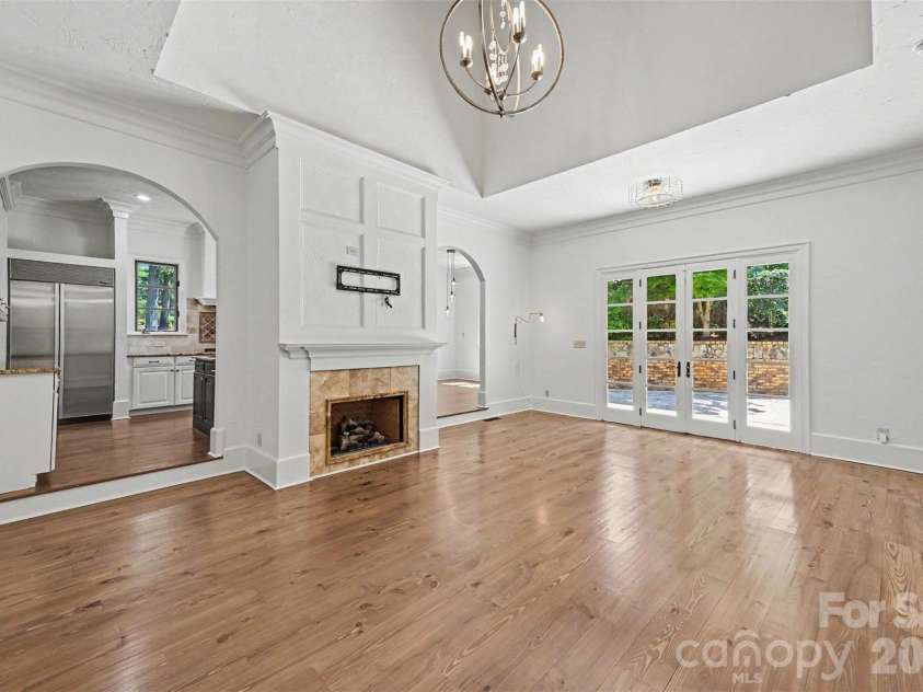 703 Sainte Rose Lane, Charlotte, NC 28226.  MLS# CAR4383723, YatesRealty ID 24084. 