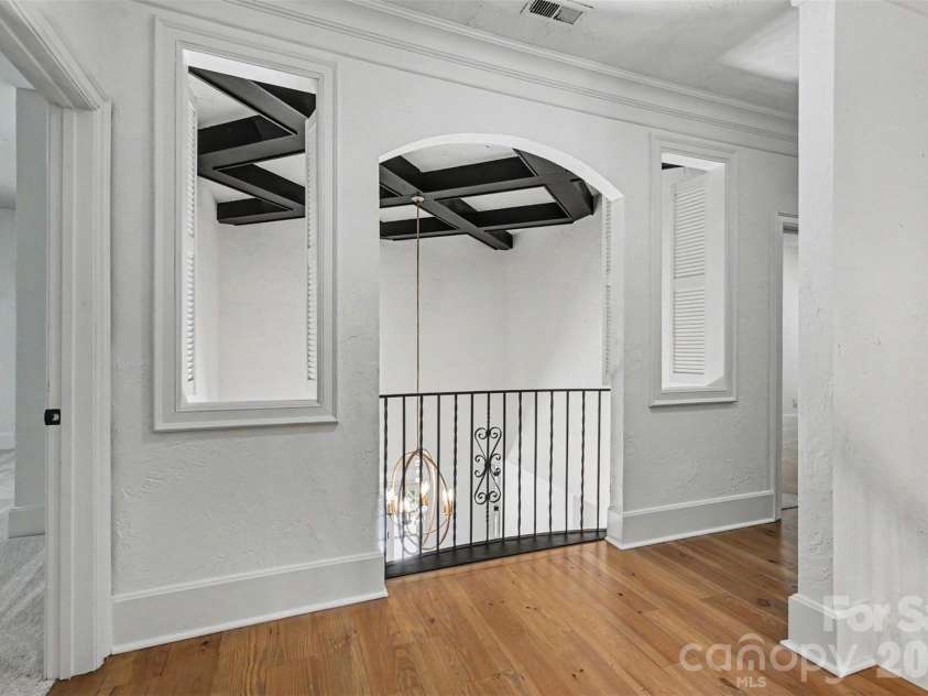 703 Sainte Rose Lane, Charlotte, NC 28226.  MLS# CAR4383723, YatesRealty ID 24084. 