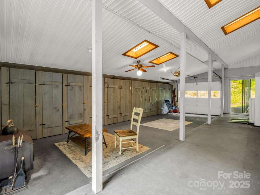 10 Kettle Creek Lane, Brevard, NC 28712.  MLS# CAR4255924, YatesRealty ID 24085. 