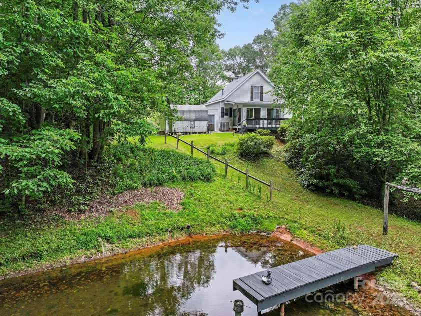 10 Kettle Creek Lane, Brevard, NC 28712.  MLS# CAR4255924, YatesRealty ID 24085. 