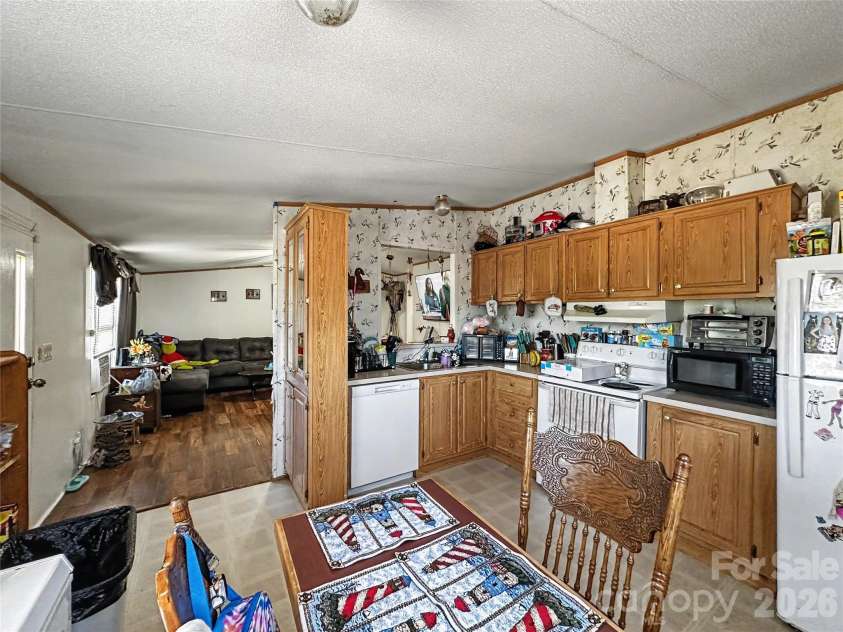 147 Arlie Loop, Statesville, NC 28625.  MLS# CAR4383424, YatesRealty ID 24085. 