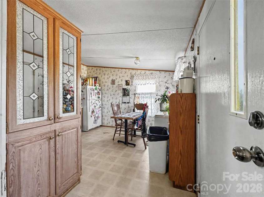 147 Arlie Loop, Statesville, NC 28625.  MLS# CAR4383424, YatesRealty ID 24085. 