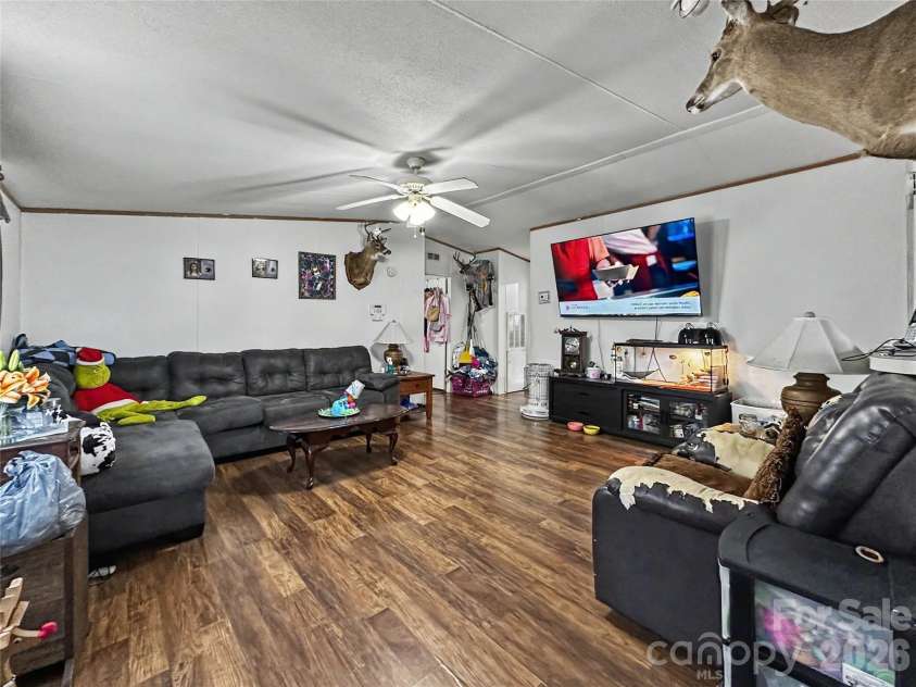 147 Arlie Loop, Statesville, NC 28625.  MLS# CAR4383424, YatesRealty ID 24085. 