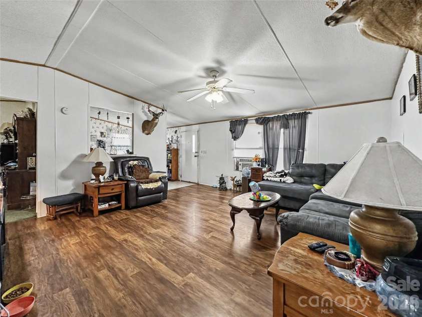 147 Arlie Loop, Statesville, NC 28625.  MLS# CAR4383424, YatesRealty ID 24085. 