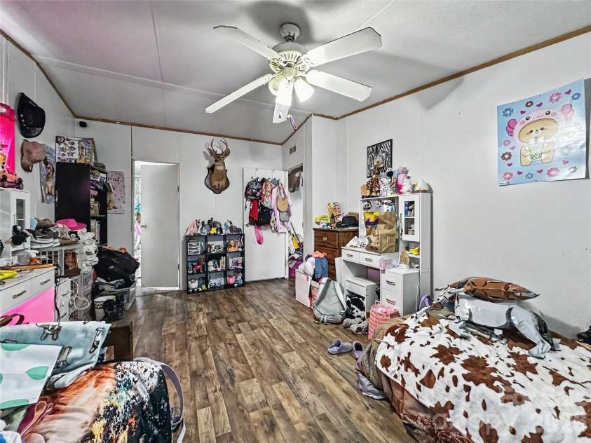 147 Arlie Loop, Statesville, NC 28625.  MLS# CAR4383424, YatesRealty ID 24085. 