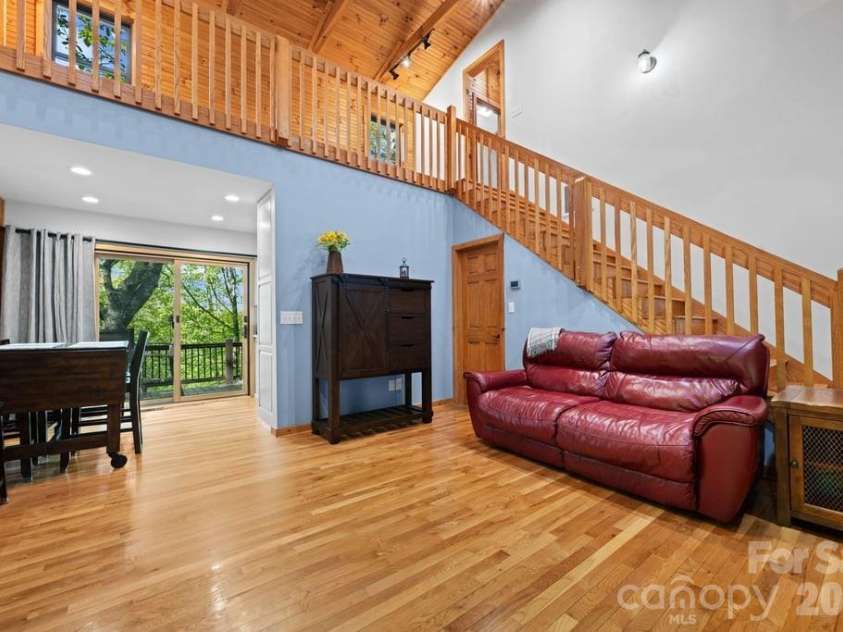 133 Brown Mountain Ridge Road, Blowing Rock, NC 28605.  MLS# CAR4384778, YatesRealty ID 24087. 
