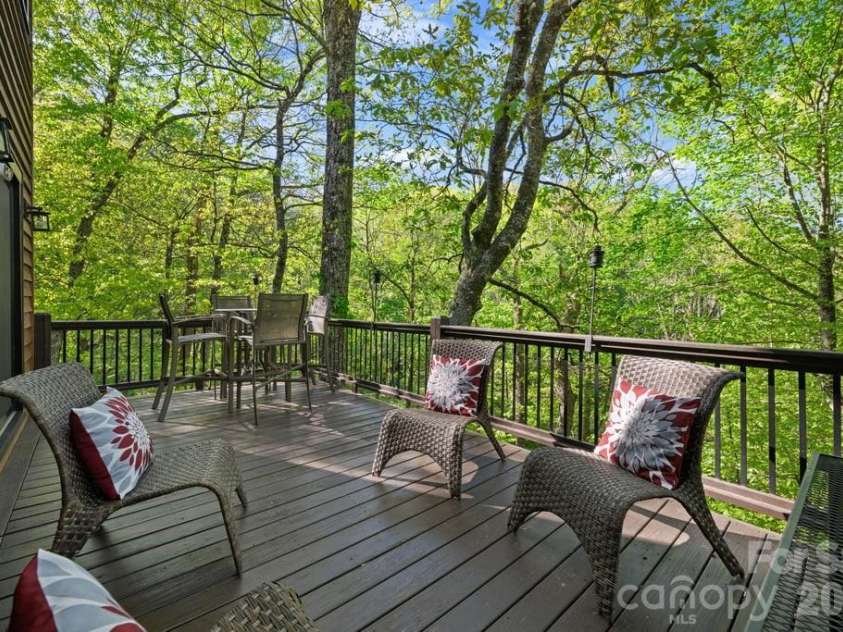 133 Brown Mountain Ridge Road, Blowing Rock, NC 28605.  MLS# CAR4384778, YatesRealty ID 24087. 