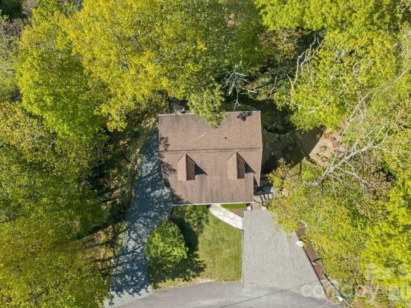 133 Brown Mountain Ridge Road, Blowing Rock, NC 28605.  MLS# CAR4384778, YatesRealty ID 24087. 
