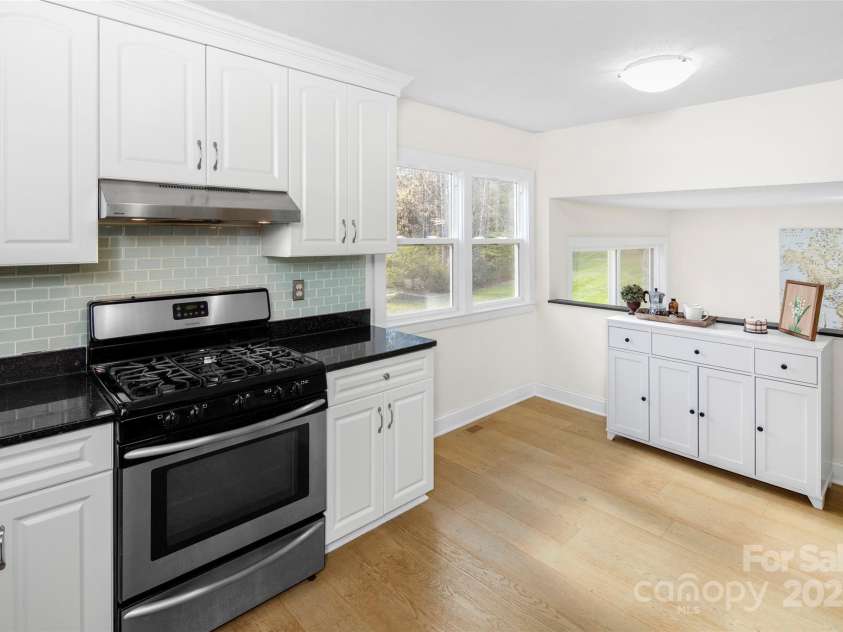 4075 Little River Road, Hendersonville, NC 28739.  MLS# CAR4243668, YatesRealty ID 24087. Kitchen