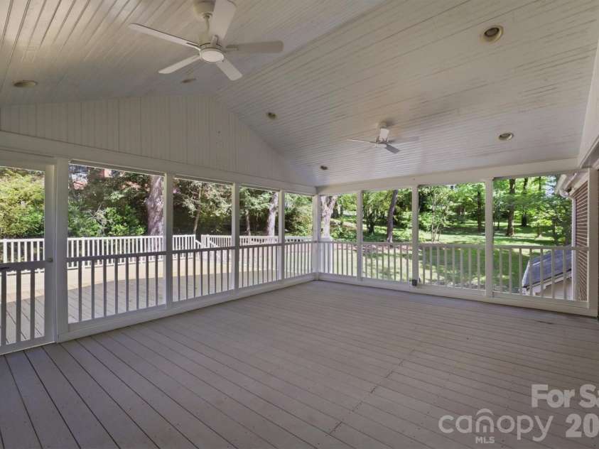 102 Woodland Drive, Morganton, NC 28655.  MLS# CAR4383576, YatesRealty ID 24088. 