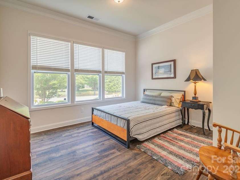469 Summerfield Place, Flat Rock, NC 28731.  MLS# CAR4275467, YatesRealty ID 24088. 