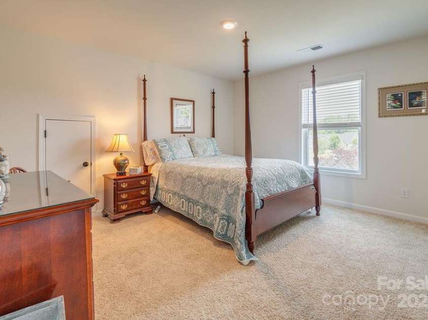 469 Summerfield Place, Flat Rock, NC 28731.  MLS# CAR4275467, YatesRealty ID 24088. 