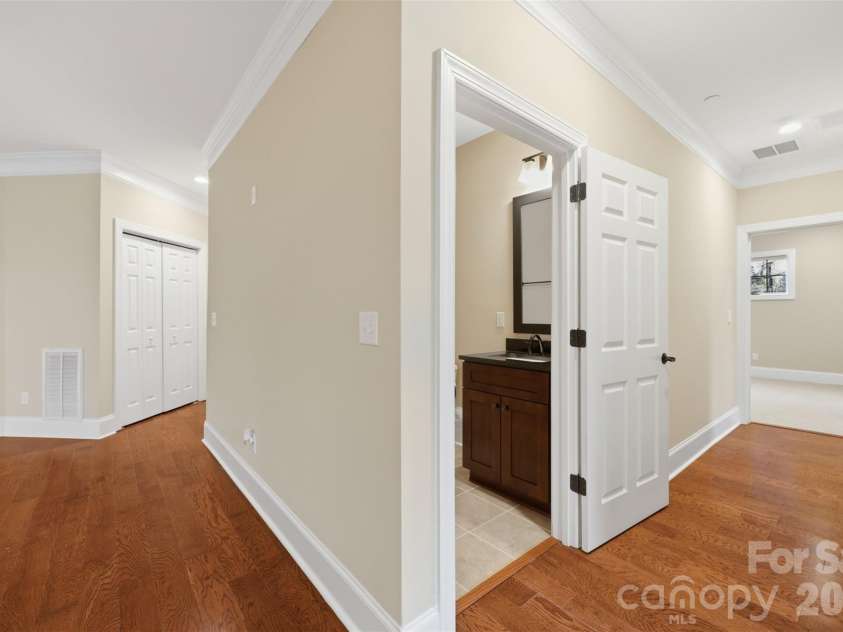 155 Gateway Drive, Boone, NC 28607.  MLS# CAR4366852, YatesRealty ID 24089. 
