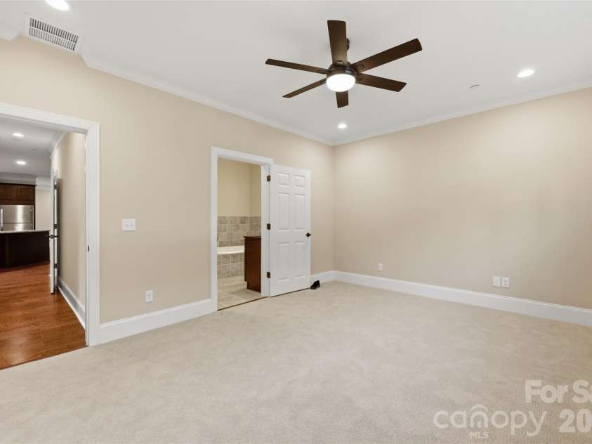 155 Gateway Drive, Boone, NC 28607.  MLS# CAR4366852, YatesRealty ID 24089. 