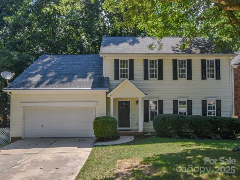 8510 Glade Court, Huntersville, NC 28078.  MLS# CAR4275837, YatesRealty ID 24089. 