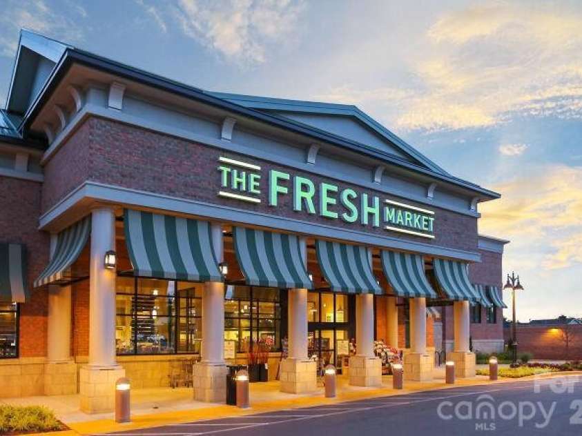 1330 Cedar Lane, Charlotte, NC 28226.  MLS# CAR4333832, YatesRealty ID 2409. 