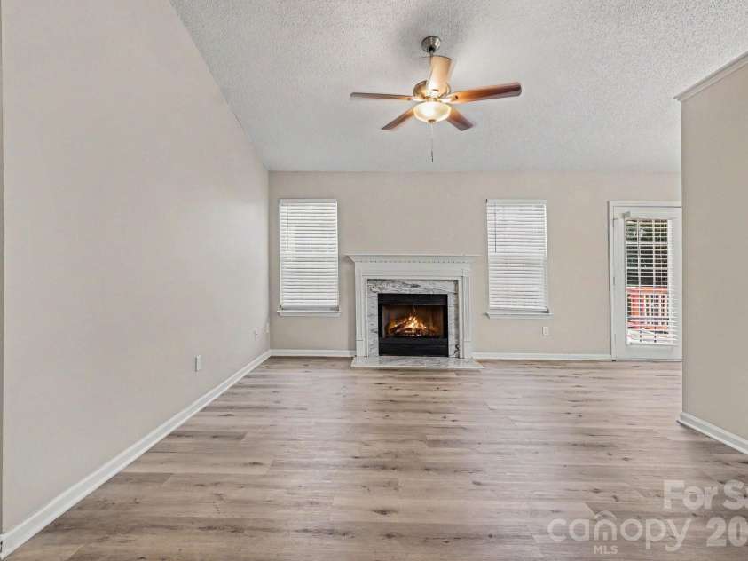 5463 Realtree Lane, Charlotte, NC 28214.  MLS# CAR4382954, YatesRealty ID 24090. 