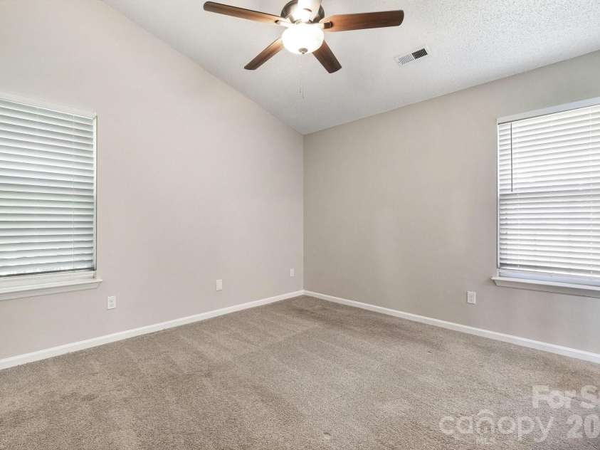 5463 Realtree Lane, Charlotte, NC 28214.  MLS# CAR4382954, YatesRealty ID 24090. 