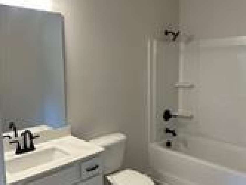 12184 MUSCADINE Court, Midland, NC 28107.  MLS# CAR4266054, YatesRealty ID 24097. Avery Bath 3rd