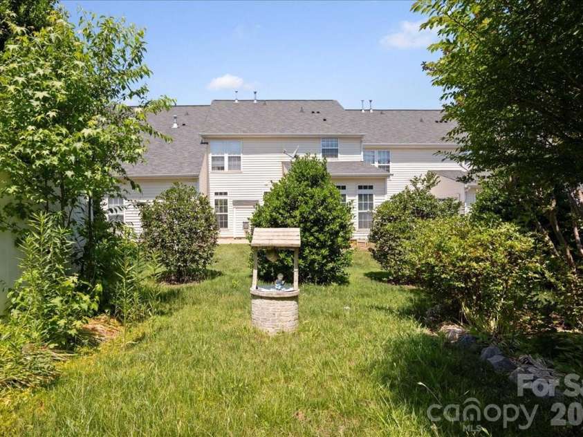 4209 Piccadilly Lane, Fort Mill, SC 29707.  MLS# CAR4384861, YatesRealty ID 24097. Bird feeder well