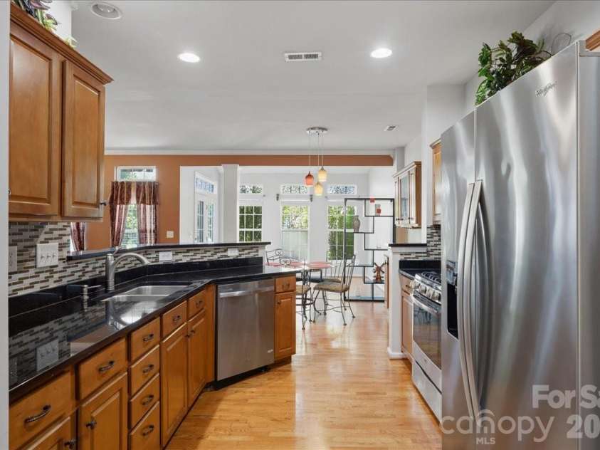 4209 Piccadilly Lane, Fort Mill, SC 29707.  MLS# CAR4384861, YatesRealty ID 24097. Kitchen