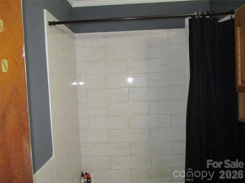 307 6th Street, Belmont, NC 28012.  MLS# CAR4384941, YatesRealty ID 24098. 