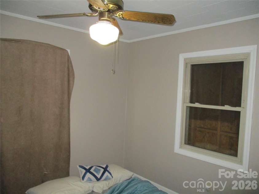 307 6th Street, Belmont, NC 28012.  MLS# CAR4384941, YatesRealty ID 24098. 