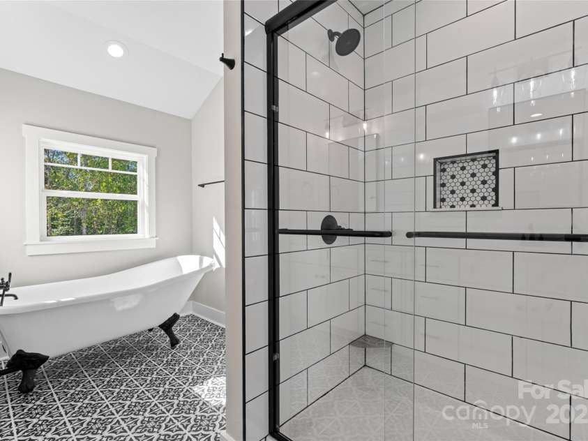 1222 Summerhill Street, Lenoir, NC 28645.  MLS# CAR4255837, YatesRealty ID 24099. 