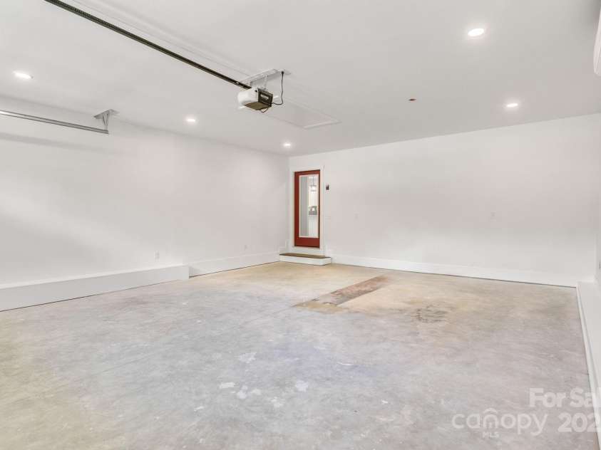 1222 Summerhill Street, Lenoir, NC 28645.  MLS# CAR4255837, YatesRealty ID 24099. 