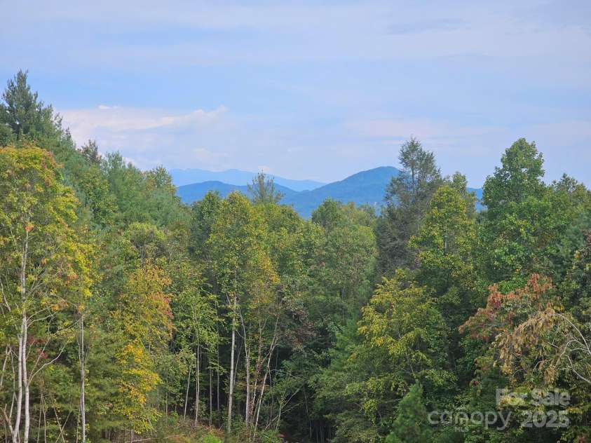 2070 Shannon Drive, Morganton, NC 28655.  MLS# CAR4205766, YatesRealty ID 241. 