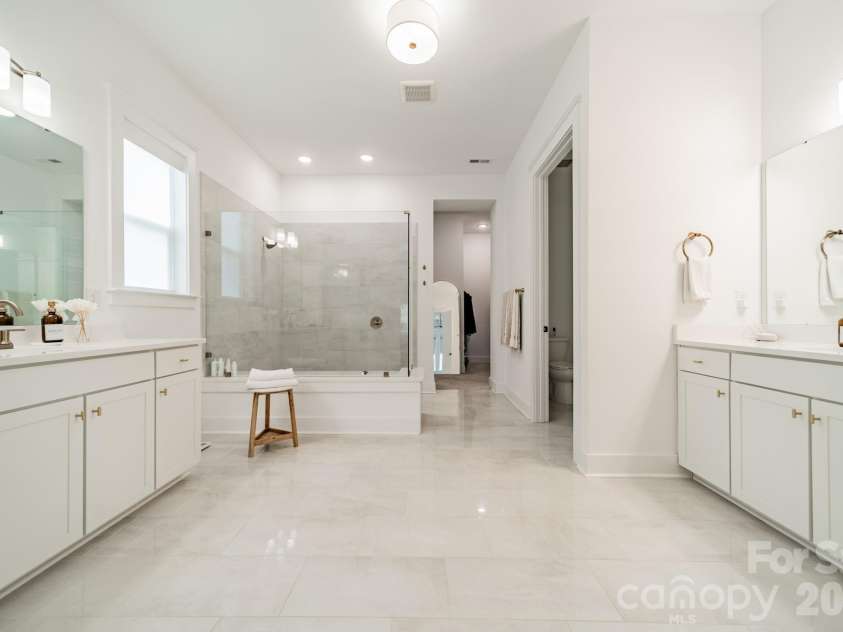 1402 Encore Lane, Waxhaw, NC 28173.  MLS# CAR4319443, YatesRealty ID 2410. 