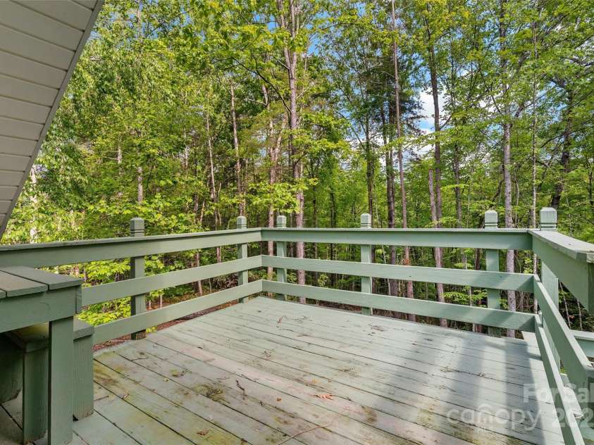 190 Lightning Ridge, Marion, NC 28752.  MLS# CAR4231932, YatesRealty ID 2410. 