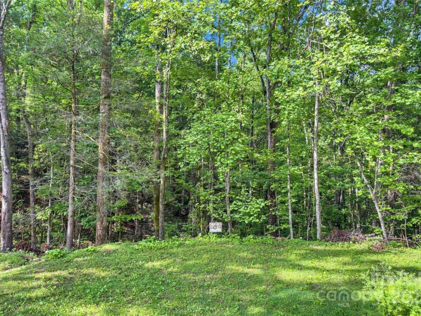 190 Lightning Ridge, Marion, NC 28752.  MLS# CAR4231932, YatesRealty ID 2410. 