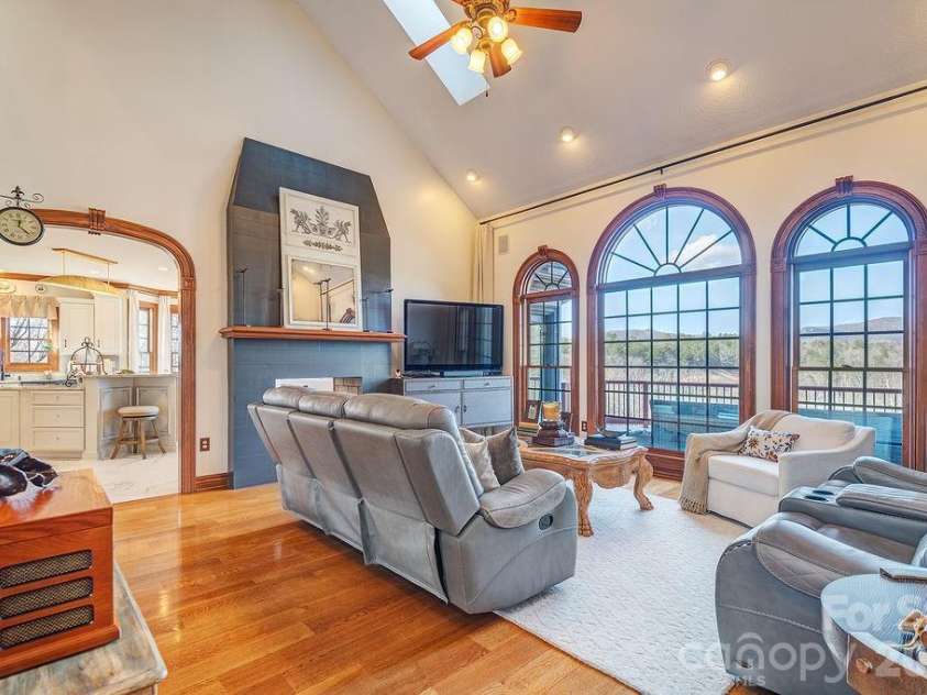 76 Bradford Vistas Drive, Fletcher, NC 28732.  MLS# CAR4335092, YatesRealty ID 2410. 