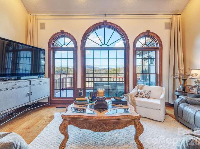 76 Bradford Vistas Drive, Fletcher, NC 28732.  MLS# CAR4335092, YatesRealty ID 2410. 