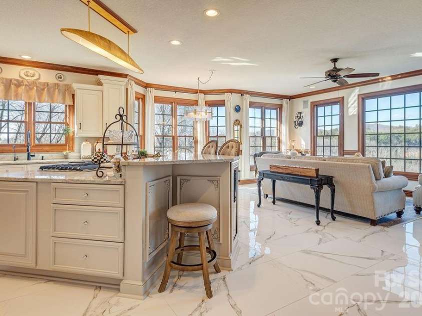 76 Bradford Vistas Drive, Fletcher, NC 28732.  MLS# CAR4335092, YatesRealty ID 2410. 