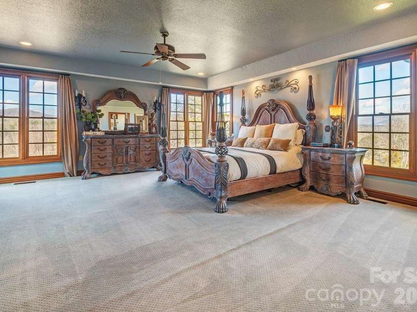 76 Bradford Vistas Drive, Fletcher, NC 28732.  MLS# CAR4335092, YatesRealty ID 2410. 