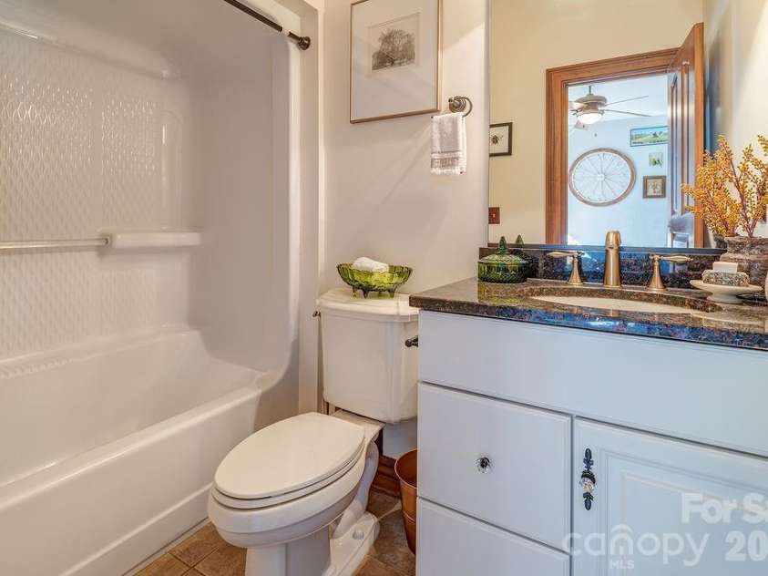 76 Bradford Vistas Drive, Fletcher, NC 28732.  MLS# CAR4335092, YatesRealty ID 2410. 