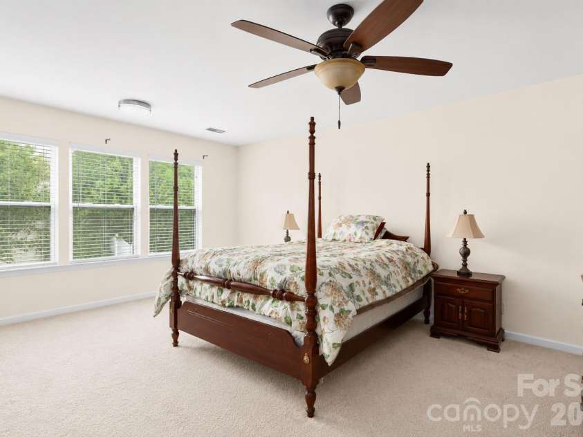 427 Inlet Place Drive, Winston Salem, NC 27127.  MLS# CAR4384907, YatesRealty ID 24101. Primary bedroom - virtually staged