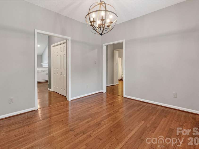 19830 Oak Leaf Circle, Cornelius, NC 28031.  MLS# CAR4362846, YatesRealty ID 24102. 